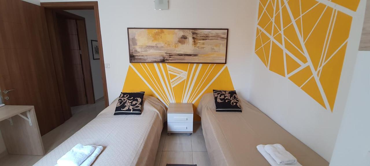 Gianni Holiday Home Pietà Esterno foto