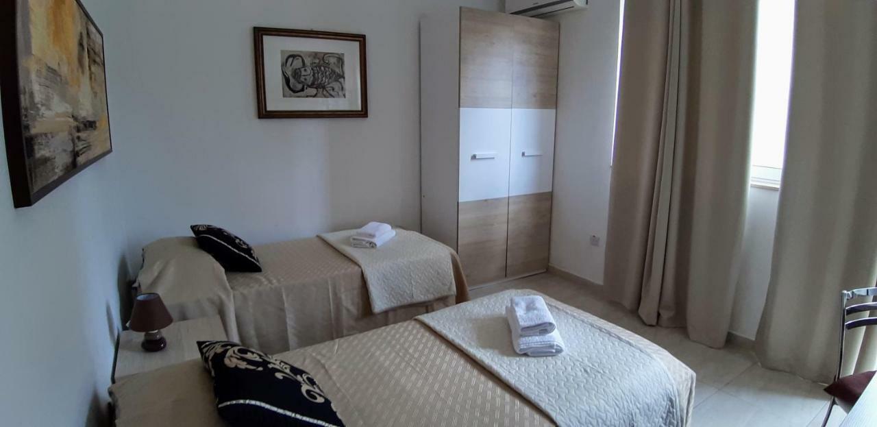 Gianni Holiday Home Pietà Esterno foto